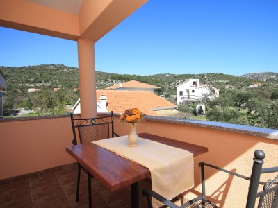 Apartment Studio flat with terrace and sea view Vinišće, Trogir AS-8660-a - Outdoor photo 24