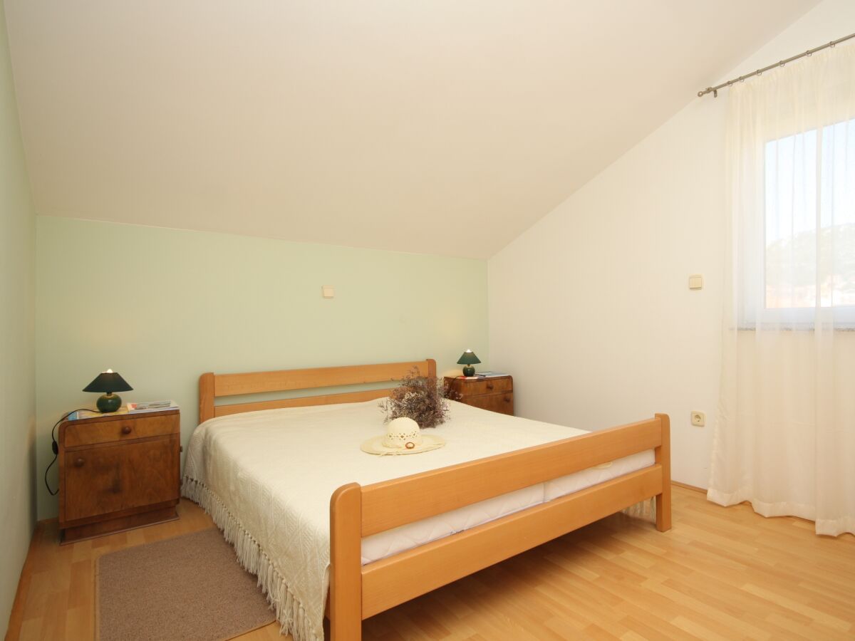 Apartment Studio flat with balcony Vinišće, Trogir AS-8660-b