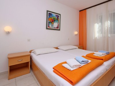 Apartment Two bedroom apartment with terrace and sea view Barbat, Rab A-24215-a - Outdoor photo 19