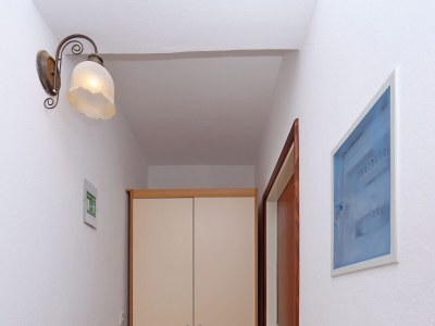 Apartment Two bedroom apartment with terrace and sea view Barbat, Rab A-24215-a - Outdoor photo 26