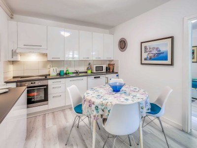 Apartment Two bedroom apartment with terrace Njivice, Krk A-20453-a - Outdoor photo 6