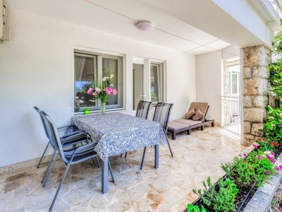 Apartment Two bedroom apartment with terrace Njivice, Krk A-20453-a - Outdoor photo 19