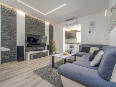 Apartment Two bedroom apartment with terrace Bibinje, Zadar A-24491-a - Outdoor photo 9