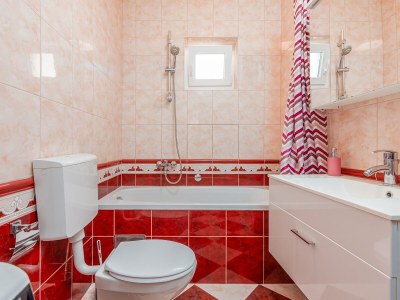 Apartment Two bedroom apartment with terrace Bibinje, Zadar A-24491-a - Outdoor photo 24