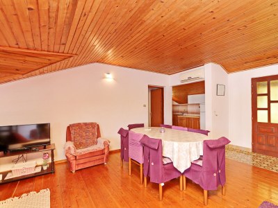 Apartment Three bedroom apartment near beach Prižba, Korčula A-4484-d - Outdoor photo 18