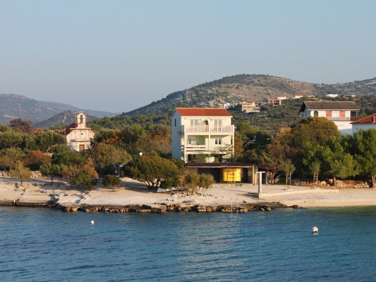 Apartment Two bedroom apartment near beach Rogoznica A-4805-a - Outdoor photo 3