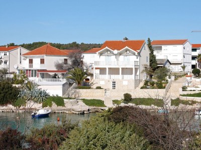 Apartment Two bedroom apartment near beach Rogoznica A-4805-a - Outdoor photo 24