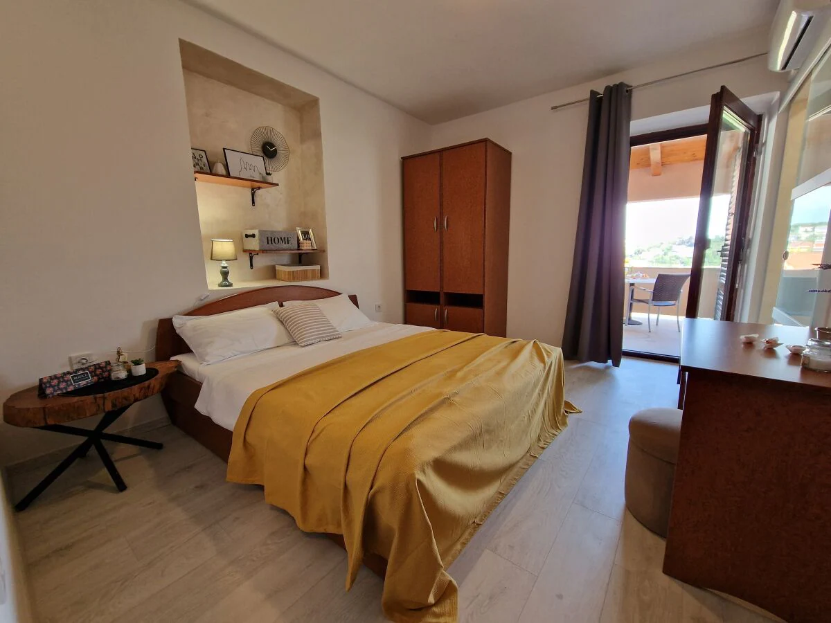 Apartment Studio flat with terrace and sea view Kampor, Rab AS-5037-e