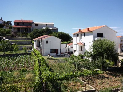 Apartment Two bedroom apartment with terrace and sea view Supetarska Draga - Donja, Rab A-4981-a - Outdoor photo 28