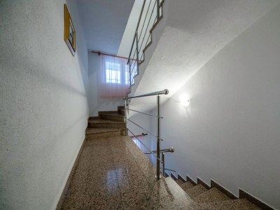 Apartment Two bedroom apartment with terrace Banjol, Rab A-5041-a - Outdoor photo 4