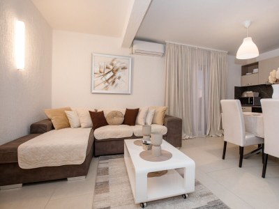 Apartment Two bedroom apartment with terrace Banjol, Rab A-5041-a - Outdoor photo 6