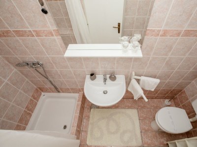 Apartment Two bedroom apartment with terrace Banjol, Rab A-5041-a - Outdoor photo 25