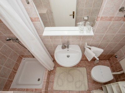 Apartment Two bedroom apartment with terrace Banjol, Rab A-5041-a - Outdoor photo 27