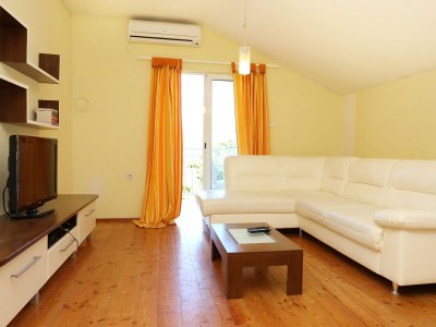 Apartment One bedroom apartment with terrace and sea view Žuljana, Pelješac A-4576-a - Outdoor photo 6