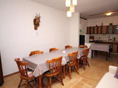 Apartment Four-bedroom apartment with terrace and sea view Kampor, Rab A-5051-a - Outdoor photo 12