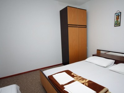 Apartment Four-bedroom apartment with terrace and sea view Kampor, Rab A-5051-a - Outdoor photo 16