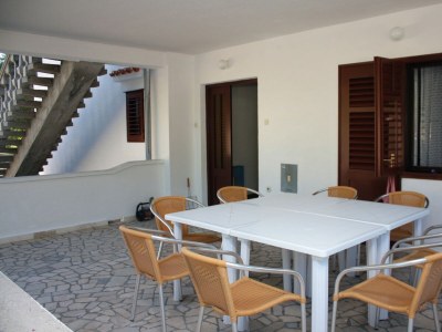 Apartment Four-bedroom apartment with terrace and sea view Kampor, Rab A-5051-a - Outdoor photo 28