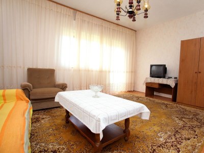 Apartment Three bedroom apartment near beach Vinišće, Trogir A-4892-a - Outdoor photo 13