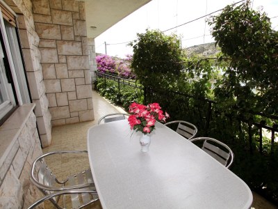 Apartment Three bedroom apartment near beach Vinišće, Trogir A-4892-a - Outdoor photo 30