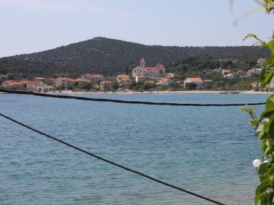 Apartment Three bedroom apartment near beach Vinišće, Trogir A-4892-b - Outdoor photo 35
