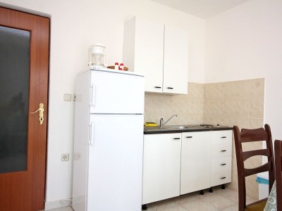 Apartment Two bedroom apartment with terrace and sea view Barbat, Rab A-4962-a - Outdoor photo 14