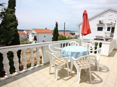 Apartment Two bedroom apartment with terrace and sea view Barbat, Rab A-4962-a - Outdoor photo 24