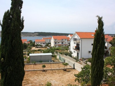 Apartment Two bedroom apartment with terrace and sea view Barbat, Rab A-4962-a - Outdoor photo 25