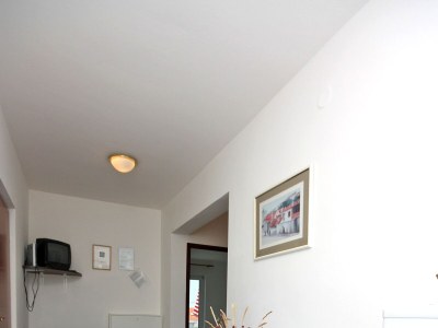 Apartment Two bedroom apartment with terrace and sea view Barbat, Rab A-4962-b - Outdoor photo 14