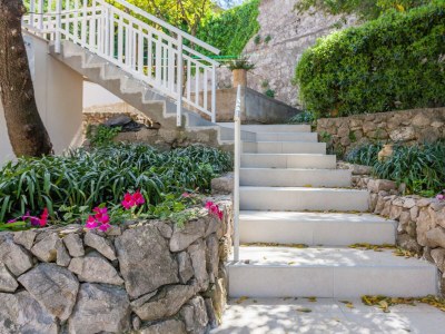 Apartment Two bedroom apartment with terrace Dubrovnik A-4732-c - Outdoor photo 10