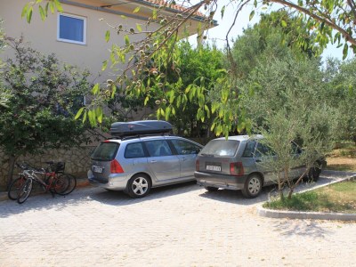 Apartment One bedroom apartment near beach Ugljan A-829-a - Outdoor photo 14