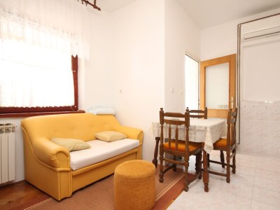 Apartment One bedroom apartment near beach Ugljan A-829-a - Outdoor photo 17