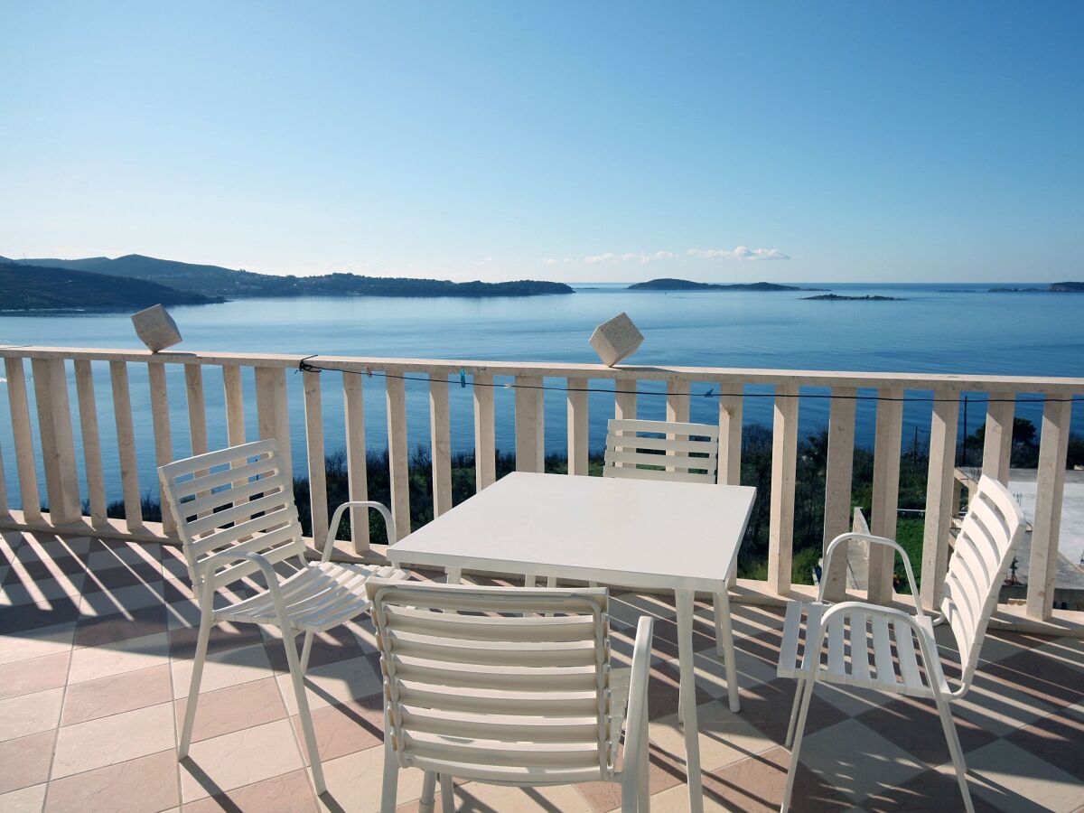 Apartment Studio flat with terrace and sea view Soline, Dubrovnik AS-4762-c