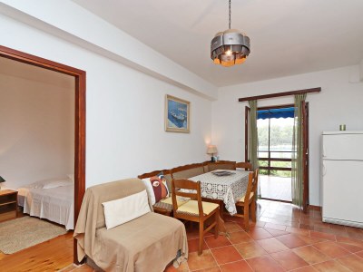 Apartment Two bedroom apartment near beach Prižba, Korčula A-4484-a - Outdoor photo 12