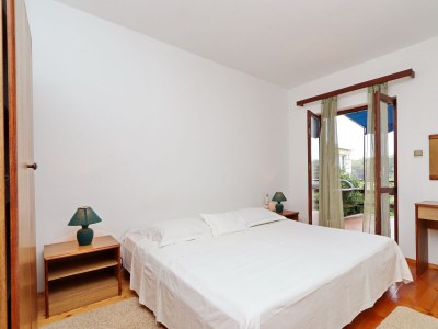 Apartment Two bedroom apartment near beach Prižba, Korčula A-4484-a - Outdoor photo 17