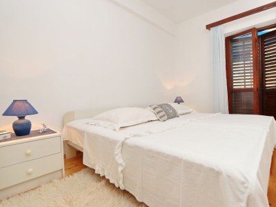 Apartment Two bedroom apartment near beach Prižba, Korčula A-4484-b - Outdoor photo 18