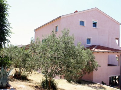 Holiday room with terrace and sea view Barbat, Rab S-5070-a - Outdoor photo 3