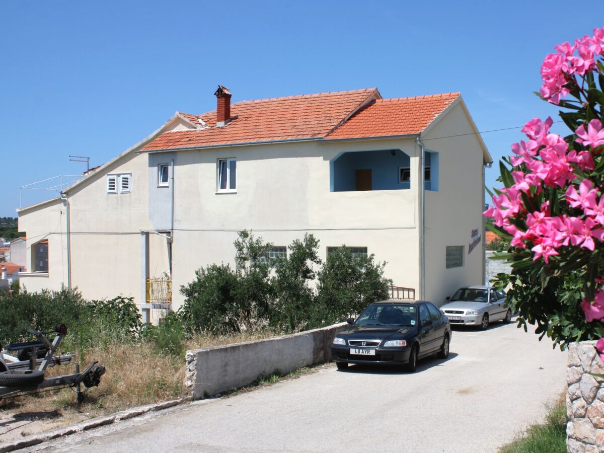 Apartment Two bedroom apartment with terrace and sea view Jezera, Murter A-5063-b - Outdoor photo 2