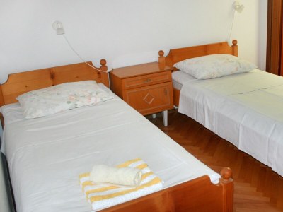 Apartment Two bedroom apartment with terrace and sea view Jezera, Murter A-5063-c - Outdoor photo 15