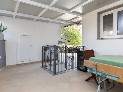 Apartment One bedroom apartment with balcony Duće, Omiš A-5973-c - Outdoor photo 9