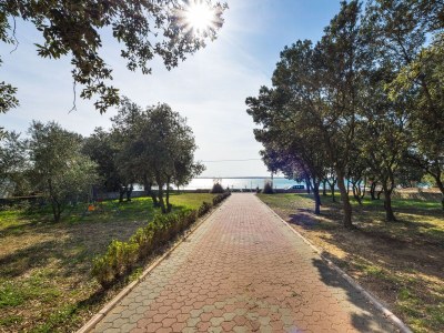 Apartment One bedroom apartment near beach Vrsi - Mulo, Zadar A-5951-a - Outdoor photo 8
