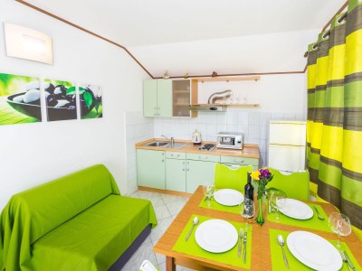 Apartment Two bedroom apartment near beach Vrsi - Mulo, Zadar A-5951-f - Outdoor photo 16