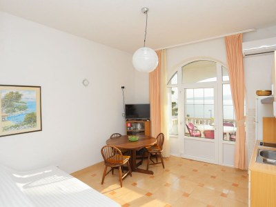 Apartment One bedroom apartment with terrace and sea view Brela, Makarska A-6006-a - Outdoor photo 13