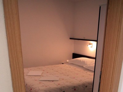 Apartment One bedroom apartment with terrace and sea view Tučepi, Makarska A-6058-b - Outdoor photo 16