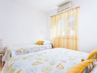 Apartment One bedroom apartment with terrace and sea view Podstrana, Split A-6072-a - Outdoor photo 19