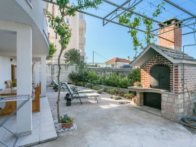 Apartment Studio flat with terrace and sea view Podstrana, Split AS-6072-a - Outdoor photo 8