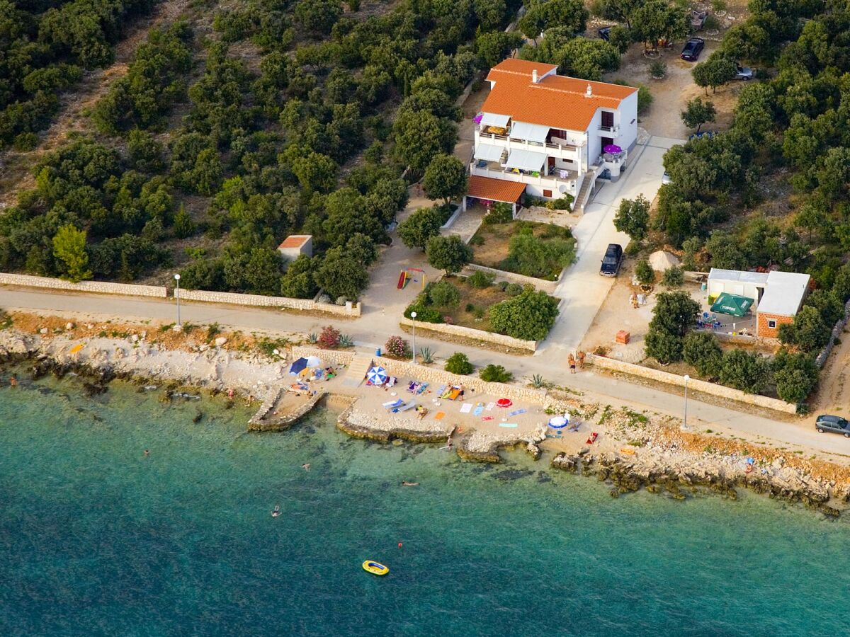 Apartment Studio flat near beach Mandre, Pag AS-6284-a