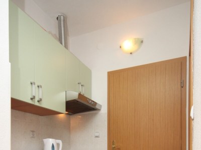 Apartment Studio flat with balcony and sea view Živogošće - Porat, Makarska AS-6699-a - Outdoor photo 11