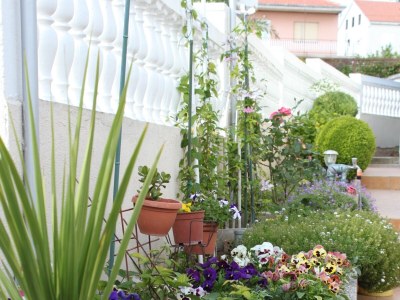 Apartment Two bedroom apartment with terrace Vodice A-6271-c - Outdoor photo 10