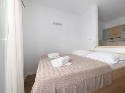 Apartment One bedroom apartment with balcony and sea view Makarska A-6632-a - Outdoor photo 15