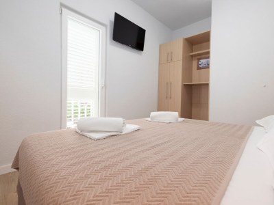 Apartment One bedroom apartment with balcony and sea view Makarska A-6632-a - Outdoor photo 22